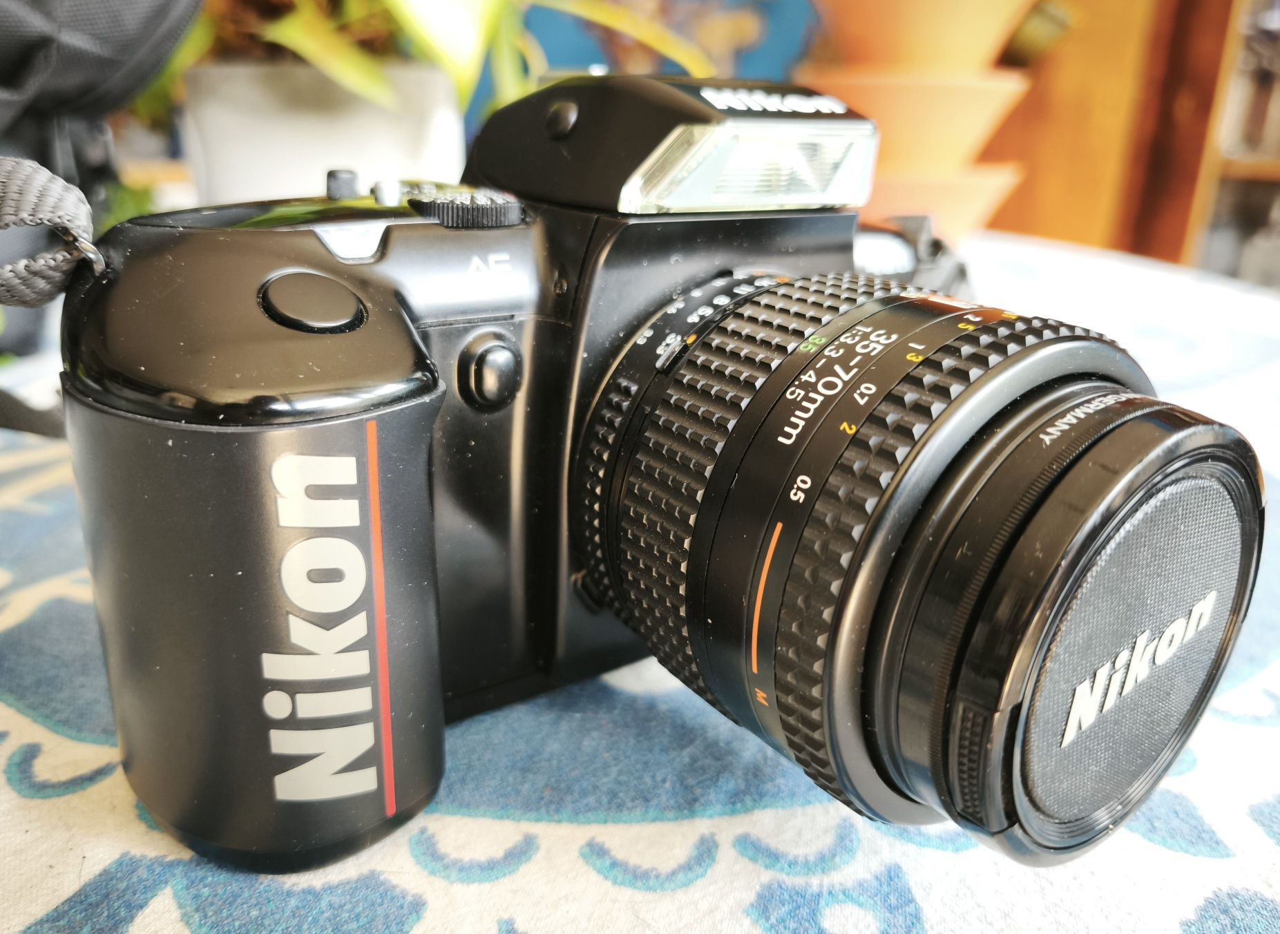 Máquina Nikon F 401x irrepreensível