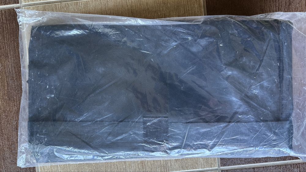 NOWY oryginalny z ASO pokrowiec na narty firmy Skoda