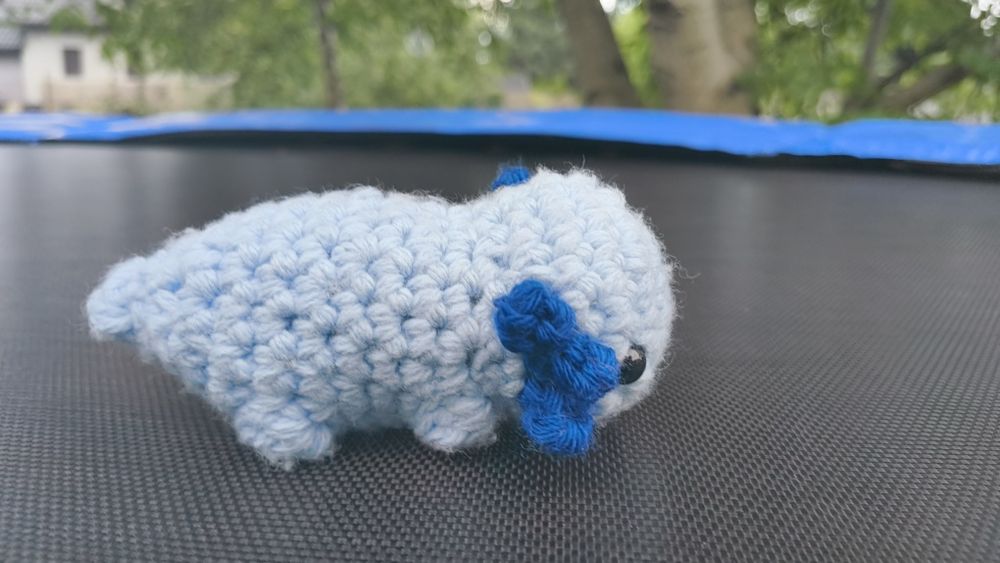 Błękitny aksolotl- ręcznie robiona szydełkowana maskotka (amigurumi)