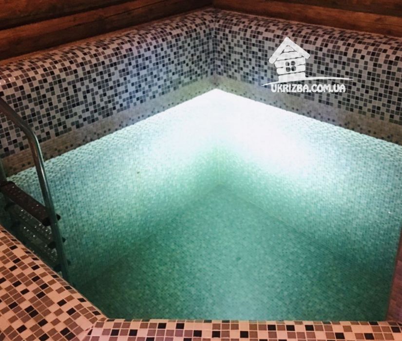 Подобово. Будинок-зруб з виходом до озера ,сауна,басейн. До 10 гостей.