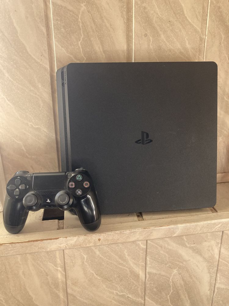 Продам Playstation 4 500 gb