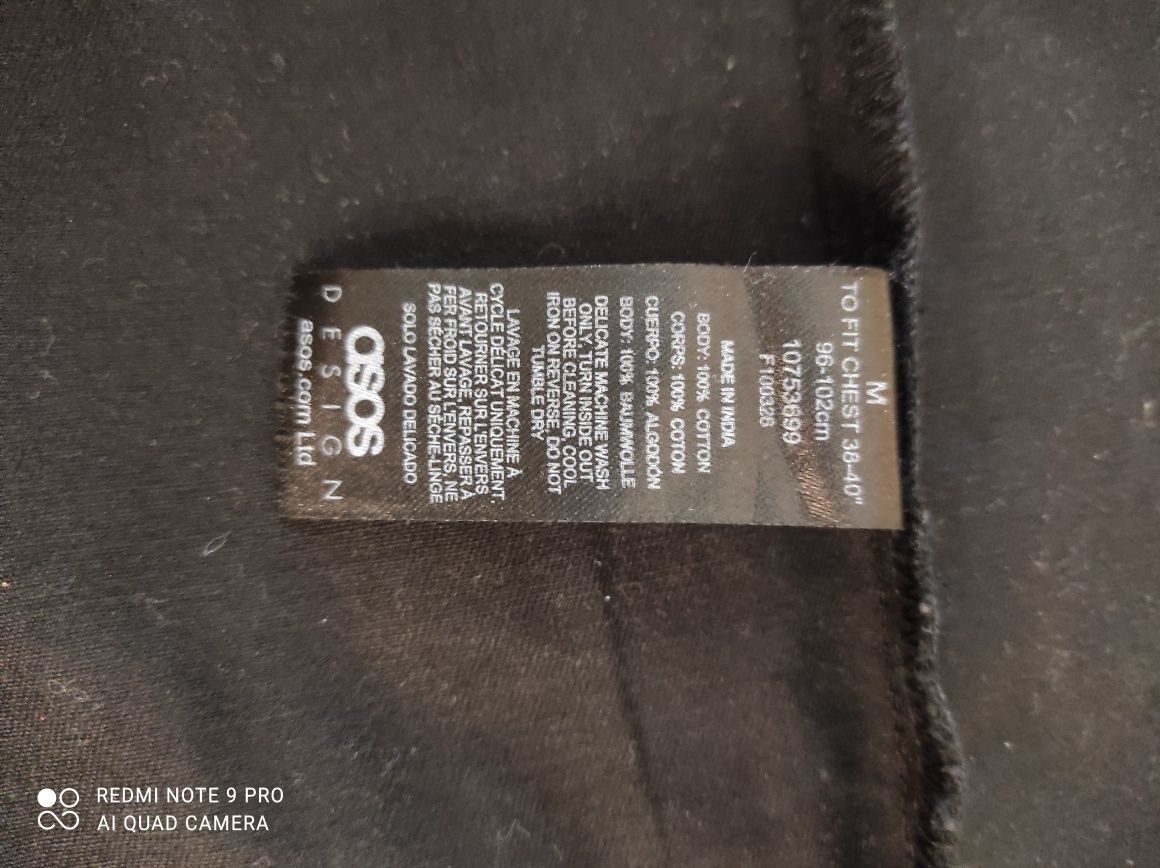 Продаю куртку теплую ASOS  DESIGN