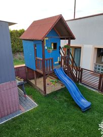 Domek dla dzieci ogrodowy piętrowy z piaskownicą