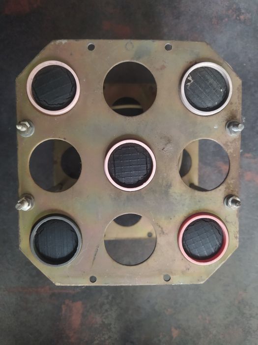 Блок конденсаторів 4000мкф 25в СССР