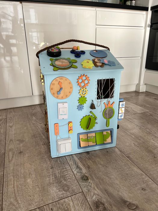 Zabawka edukacyjna Buzycube  dla dzieci