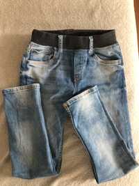 Голубые джинсы H&M , 6-7 лет, брюки для мальчика
