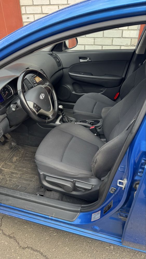 Оренда Hyundai I30 універсал