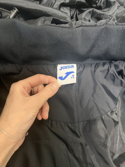 Продам зимову куртку для хлопчика 9-10 років фірми JOMA