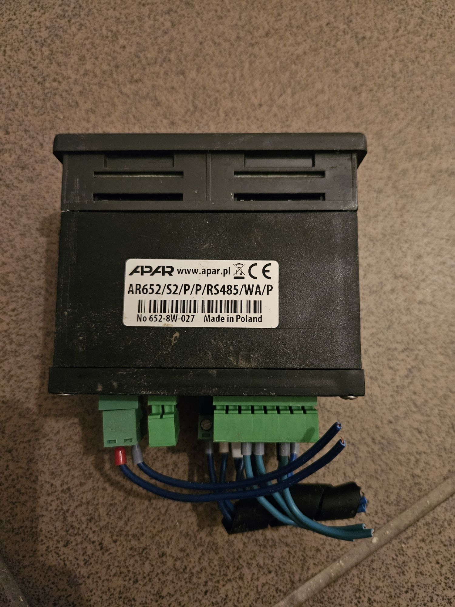 Regulator uniwersalny Apar AR652/S2/P/P/RS485/WA/P