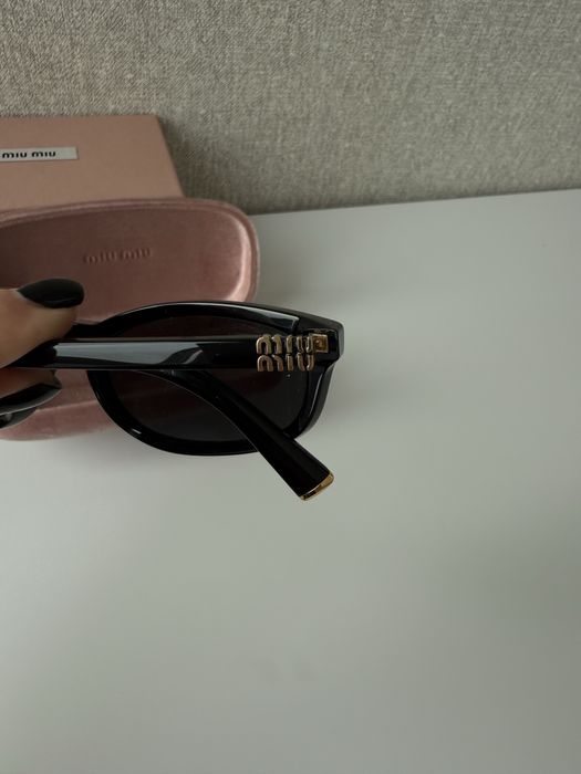 Окуляри MIU MIU