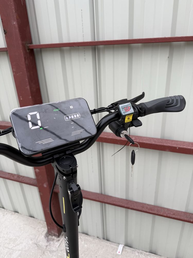 Skladana Hulajnoga Elektryczna OOTD T10 | 800W 13Ah 48V 50km/h 11’’