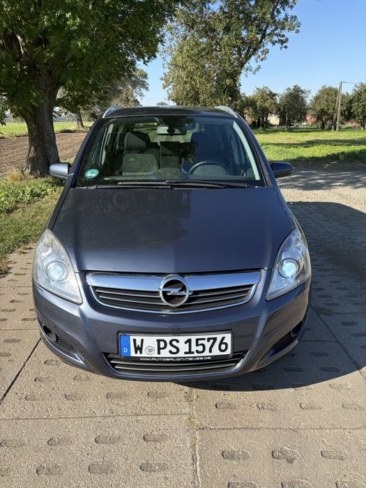 Opel zafira 1.7 cdti 7 os hak bezwypadkowy