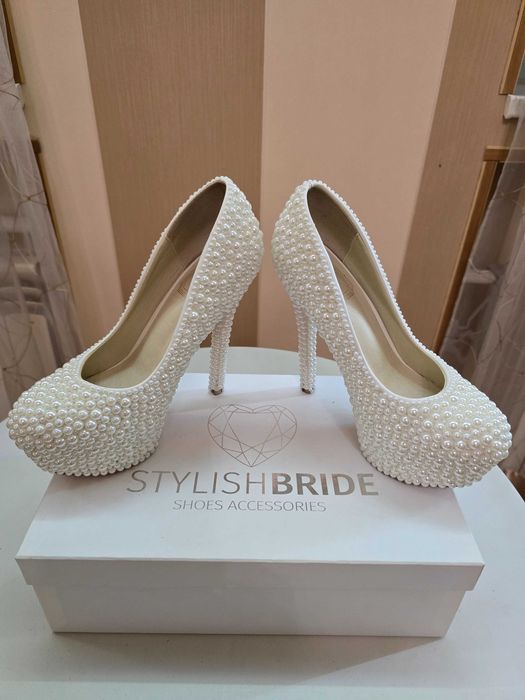 свадебные туфли-лобутены StylishBride