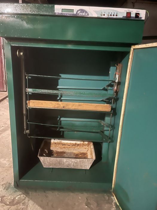 Інкубатор ИНКА-700 автоматичний