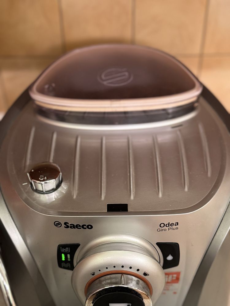 Кофемашина Saeco