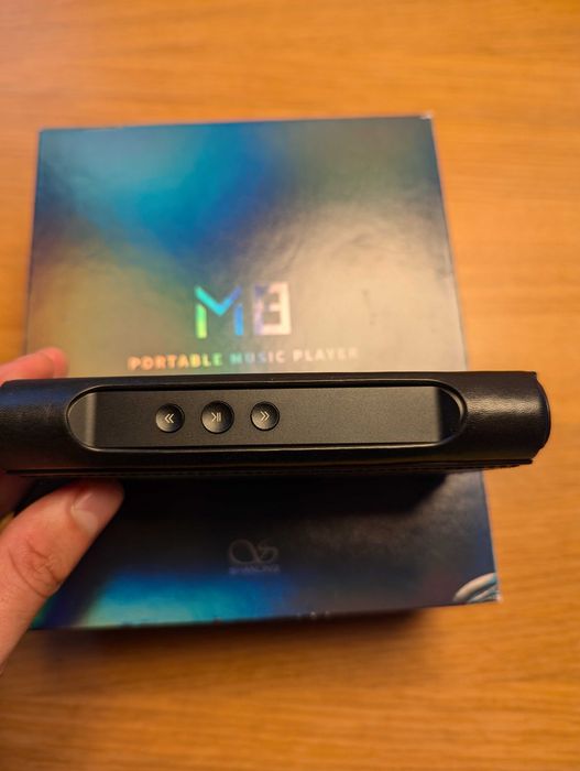 Hi-Fi DAP Shanling M8 (2 x AKM AK4499EQ) | iBasso FiiO Cayin Astell AK