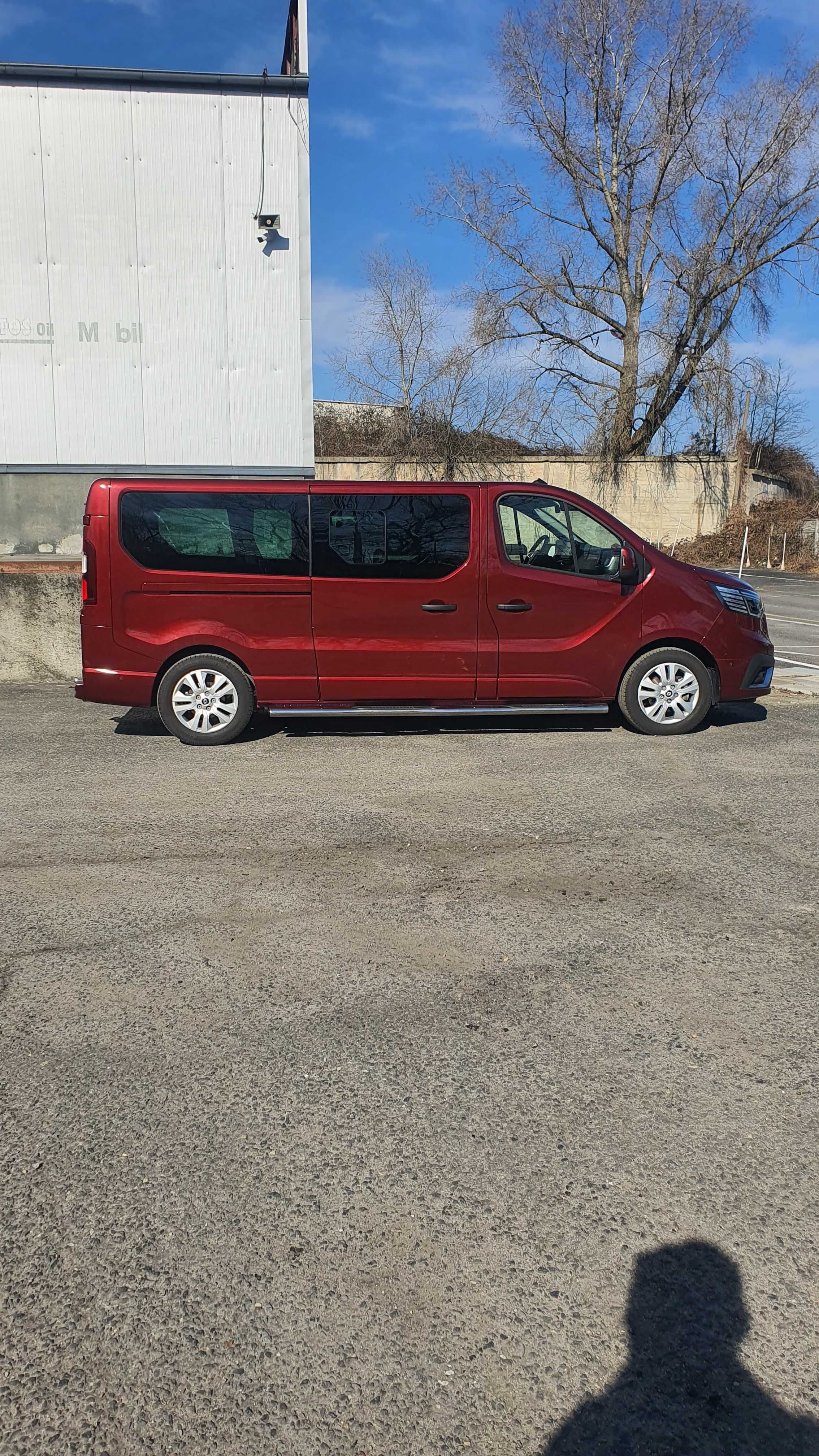 Renault Trafic Kombi long 9 osobowy otoRent.pl