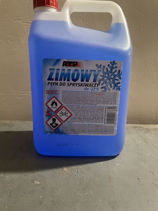 Омивач скла зимовий