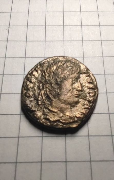 Продам денарий  Рим ,редкий сохран.