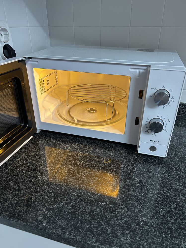 Microondas teka com grelhador