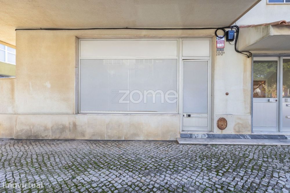 Loja em São Domingos de Rana