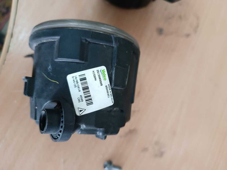 Рещетка противотуманки Jeep Compass 22+