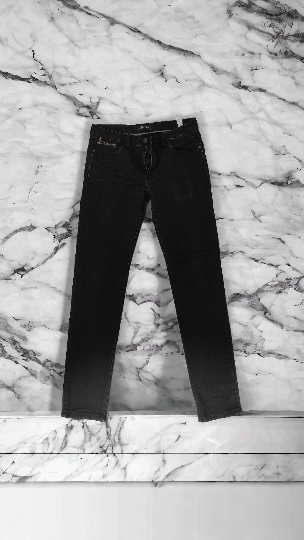 Czarne jeansy Diverse