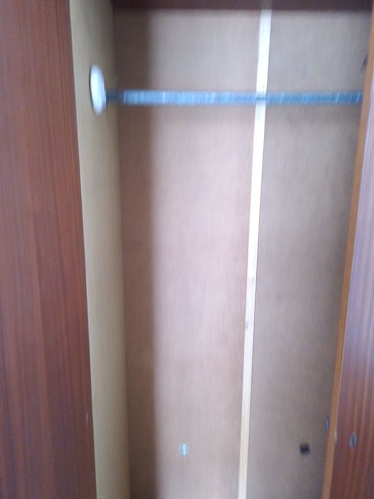 Szafa pokojowa używana