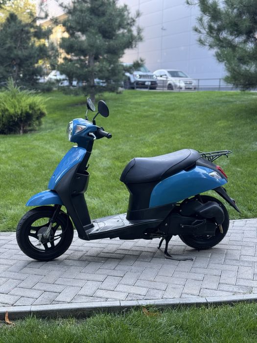 Скутер,мопед Suzuki Lets 6 Інжектор Контейнер