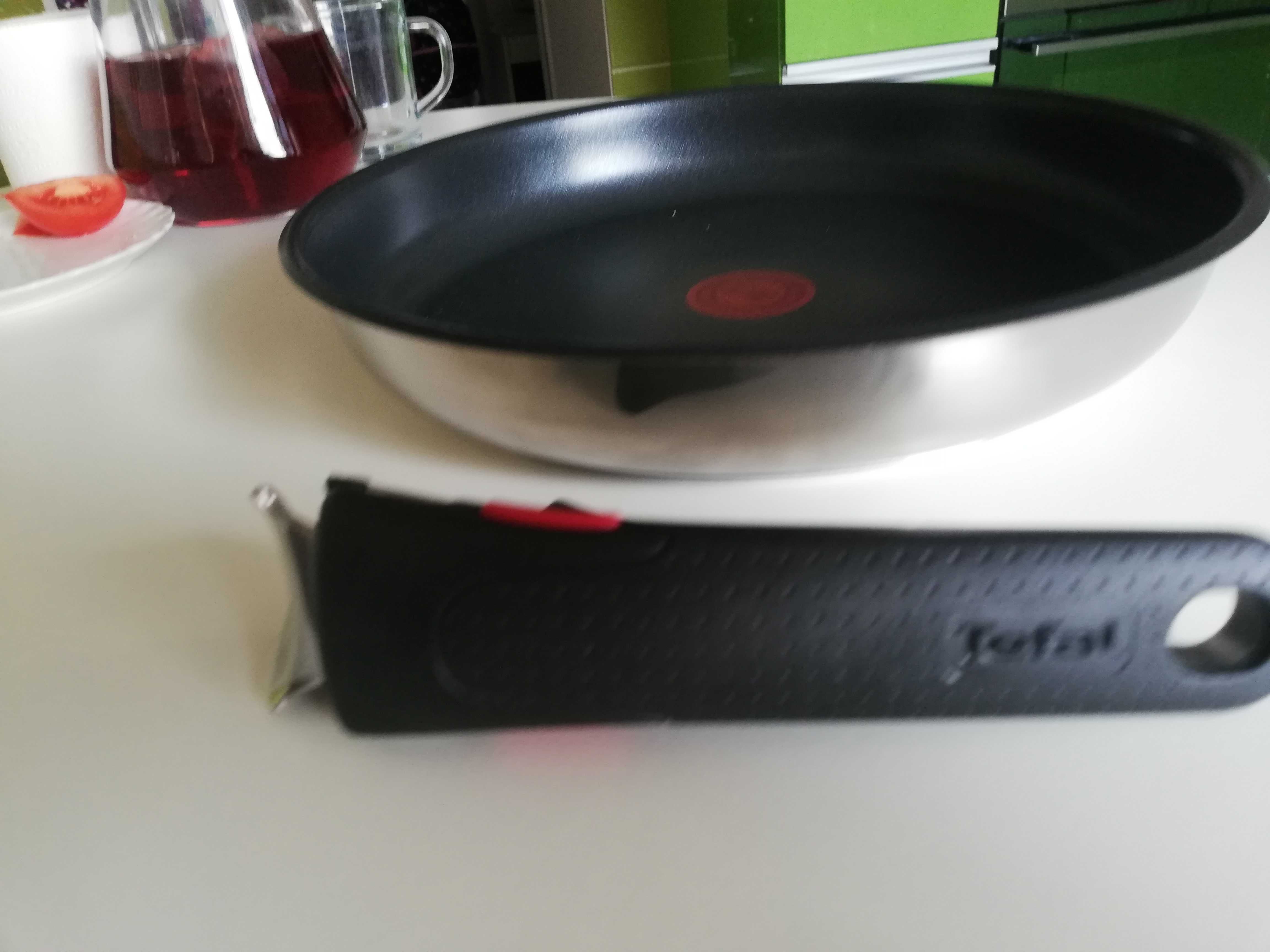 Patelnia tefal 28