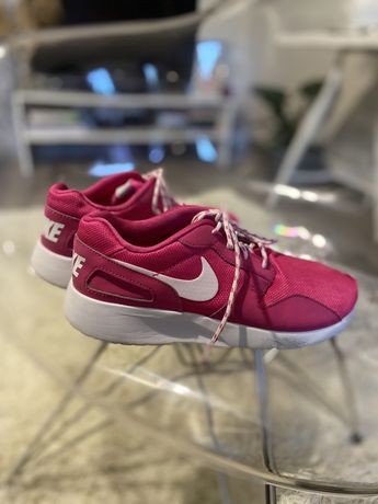 Buty sportowe do biegania damskie Nike fuksja 38