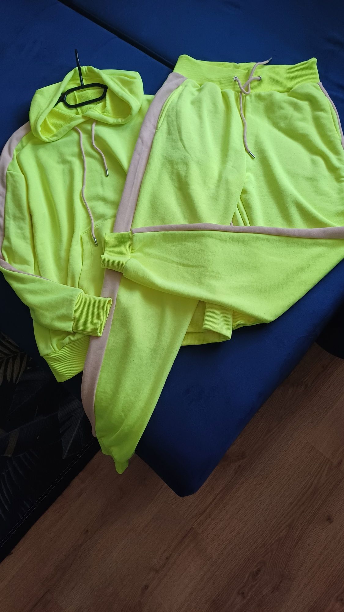 Super dres damski