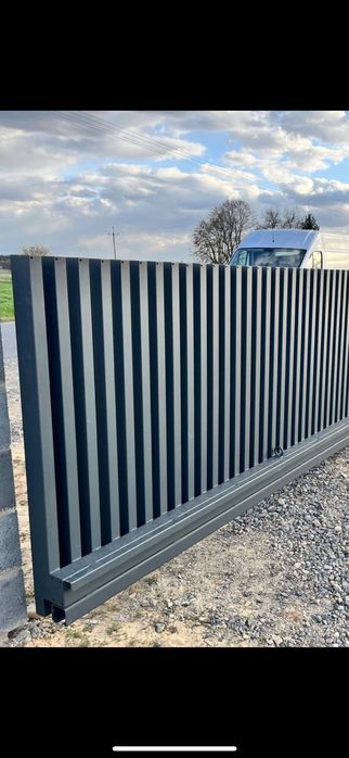 Ogrodzenia grzebieniowe metalowe ocynkowane żaluzjowe