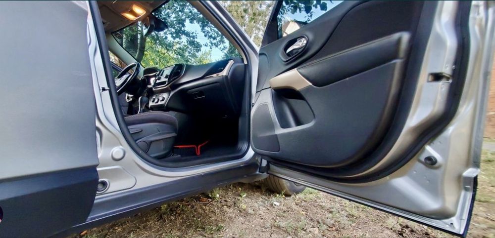 Jeep Cherokee 2017, газ/бенз .4 MultiAir 2AT  AWD / KL Sport