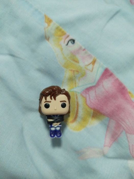 Стів і Робін 2 шт, Дастін 1 шт з ниточкою обмін або продаж