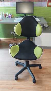 Krzesło biurowe Firnitex OBR odcienie zieleni