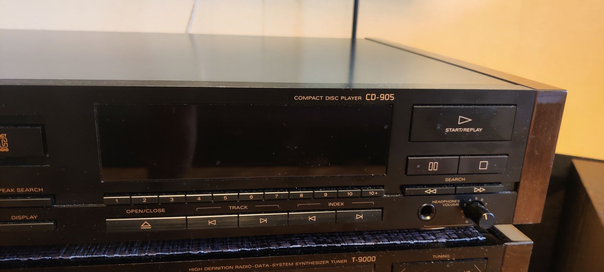 Grundig Fine Arts CD -905 CD player