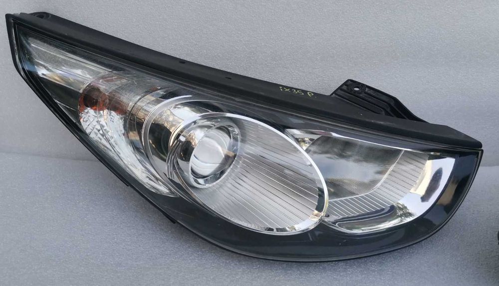 Фара фары левая правая Hyundai ix35 2010-2013 оригинал