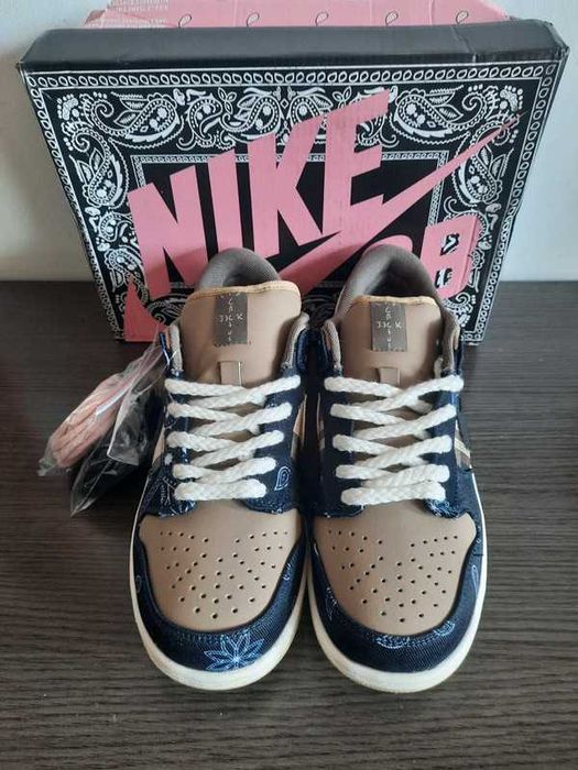 Buty Trampk Nike SB Dunk Low Travis Scott R.42