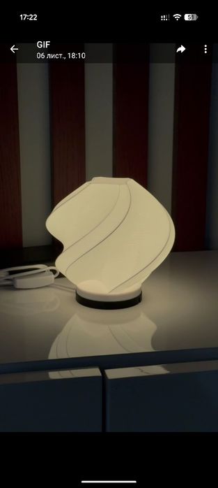 Ялинки, на 3D та іграшки