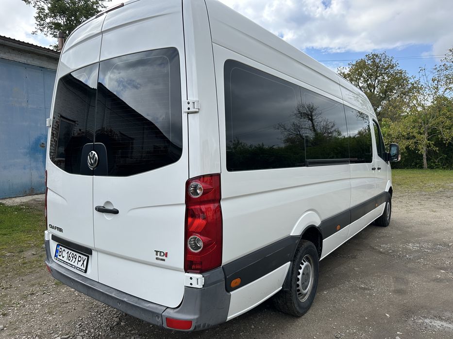Volkswagen crafter lt 2012р 2.0тді 9 місць оригінальний пасажир