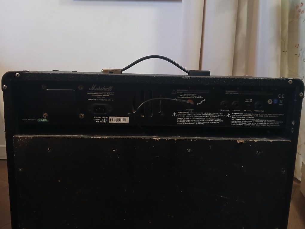 Wzmacniacz gitarowy Marshall MG100DFX