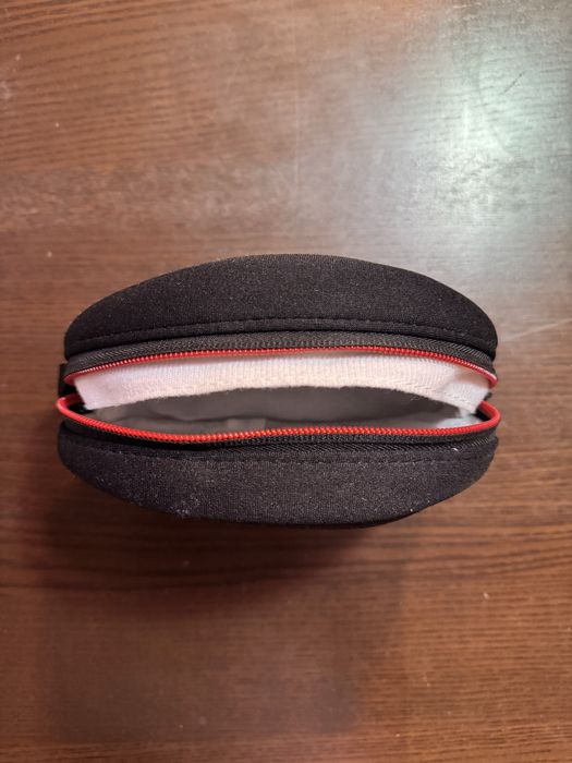 Pokrowiec/Etui “Beats by Dr.Dre”