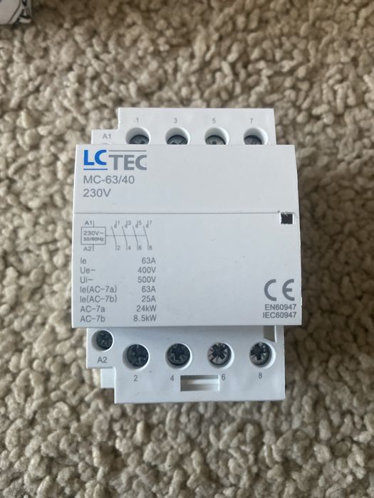 Stycznik modułowy 3 faz 4P na szynę 63A TH35