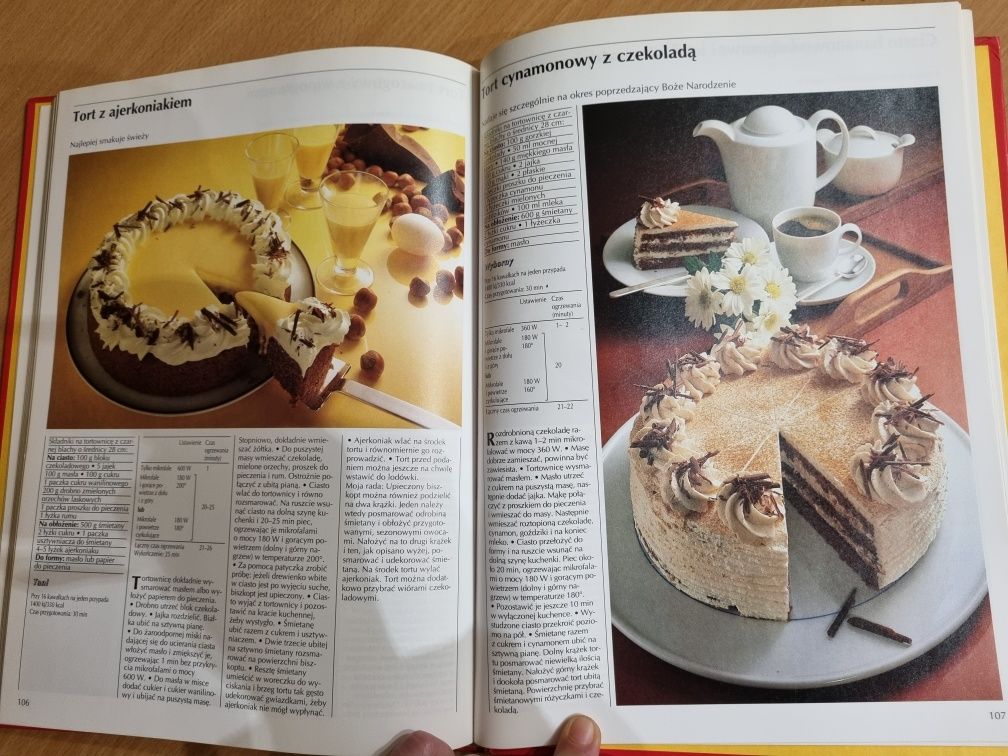 Książka kucharska do pieczenia w kuchence mikrofalowej