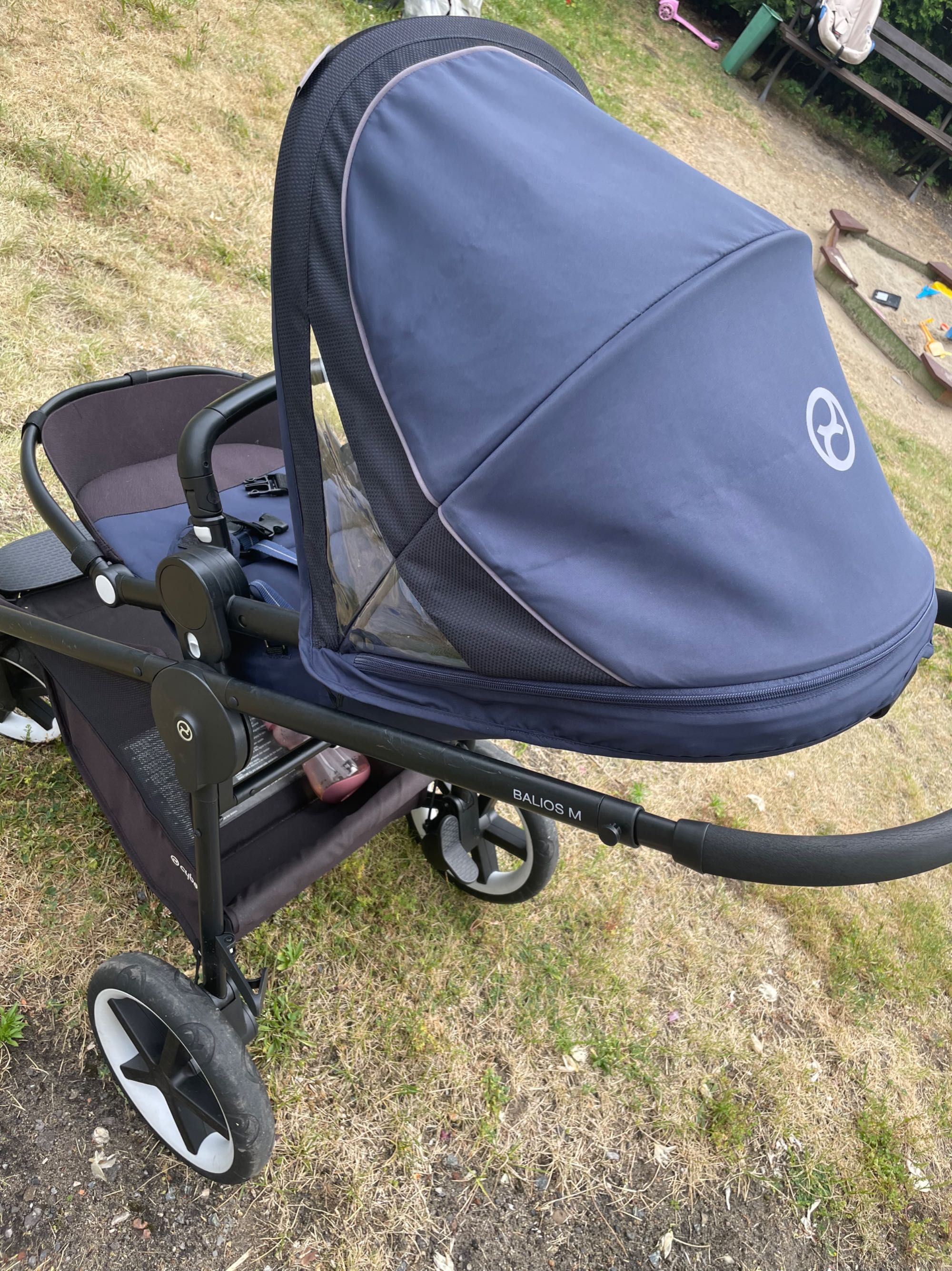 Cybex Balios M Iris 2w1