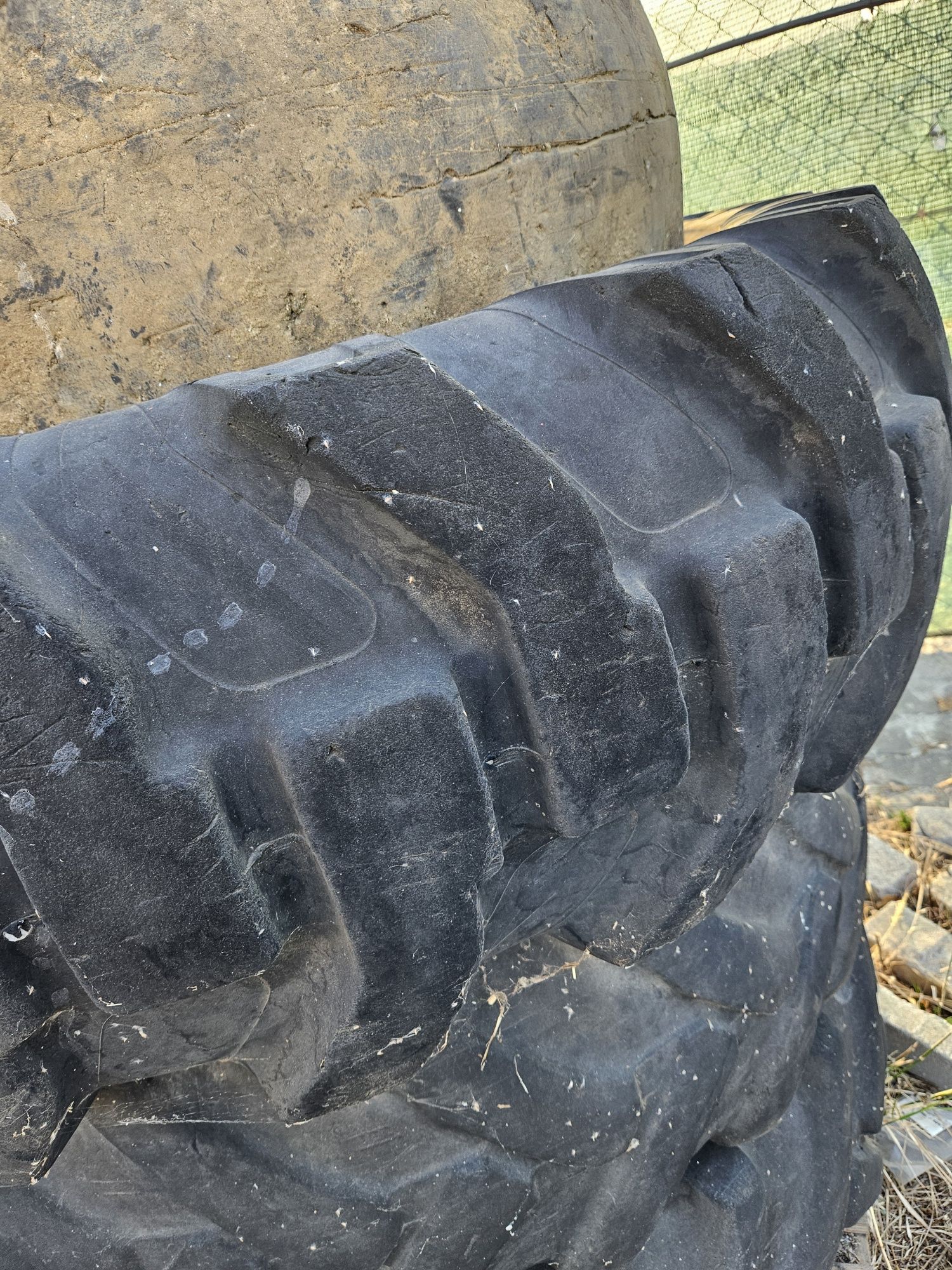 Pneus usados tractor / empilhador