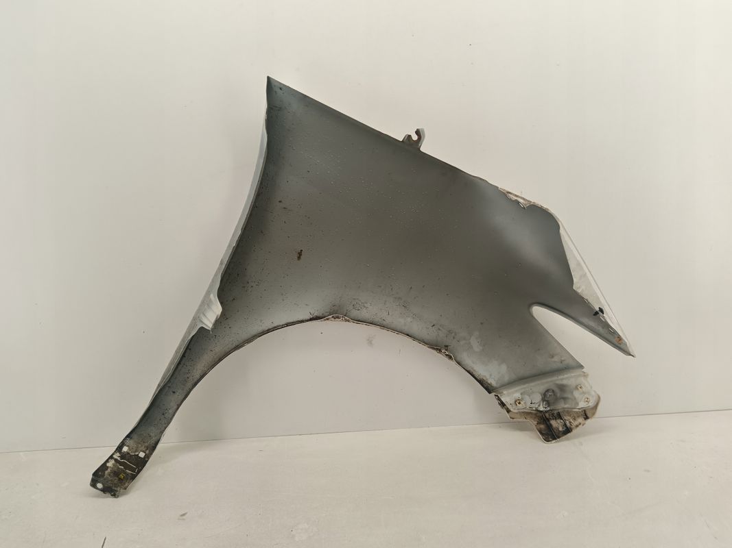 Błotnik Lewy Przedni Toyota Estima Iii 06-19