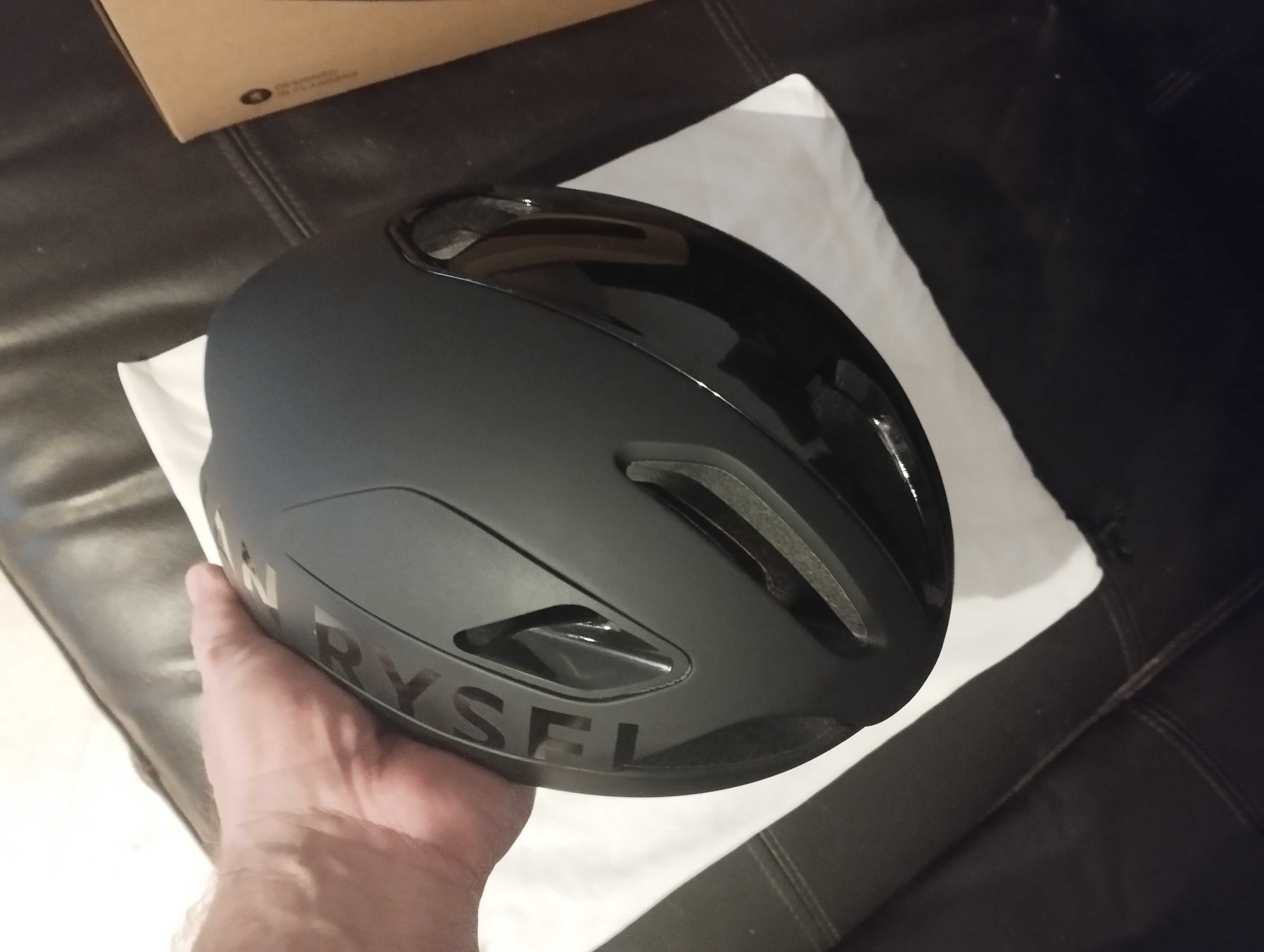Capacete Van Rysel de Estrada Aero MIPS RCR-F preto TAMANHO-M