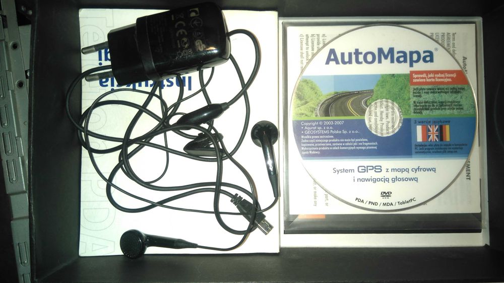 Telefon komórkowy HCT Innovation komplet box